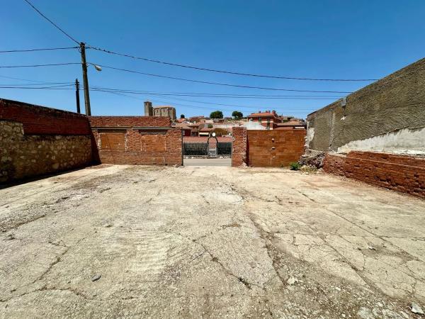 Terreno en calle de la Fuente