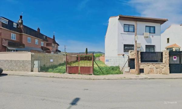 Terreno en calle de la Viña, 11