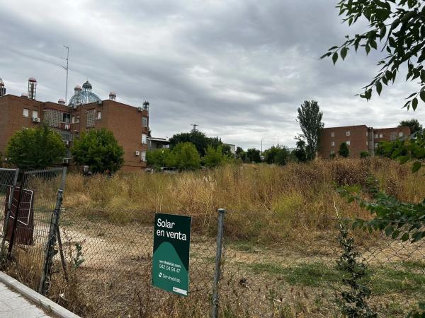 Terreno en calle Santa Rosa, 5