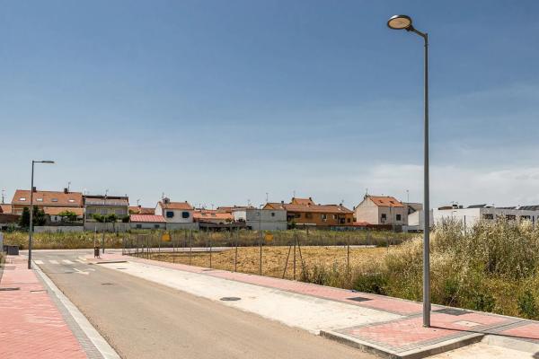 Terreno en calle del Valle de la Pinilla