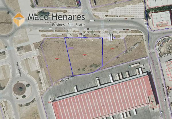 Terreno en avenida Astronomía