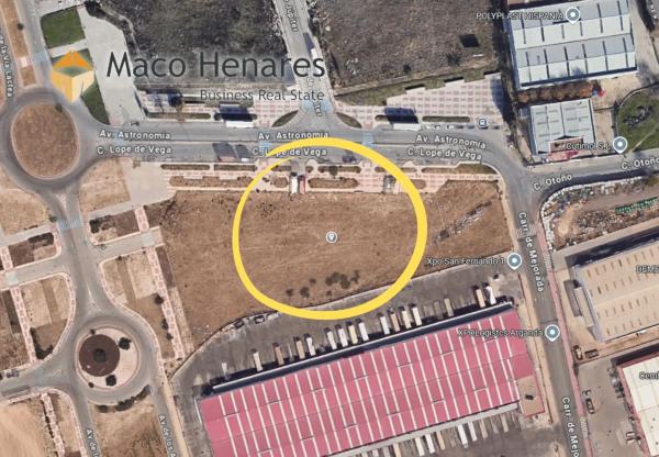 Terreno en avenida Astronomía