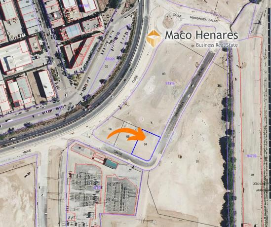 Terreno en calle Margarita Salas