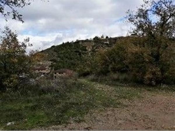 Terreno en calle Madreselva