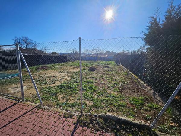 Terreno en calle Lavanda
