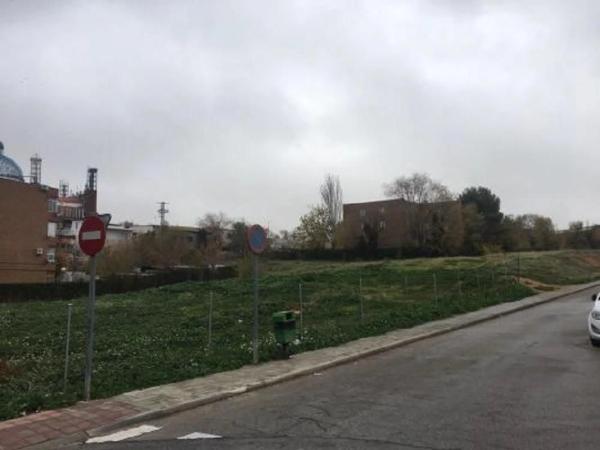 Terreno en calle Santa Rosa, 5