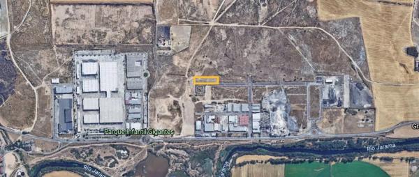 Terreno en avenida los Cantillos, 18