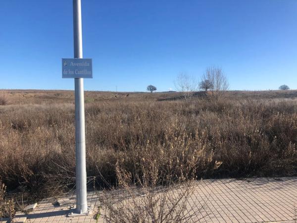 Terreno en avenida los Cantillos, 18