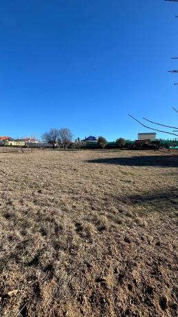 Terreno en calle Jilguero, 7