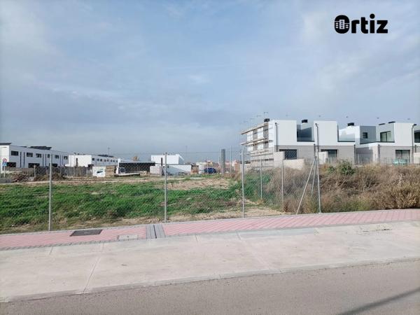 Terreno en calle del Valle de la Pinilla
