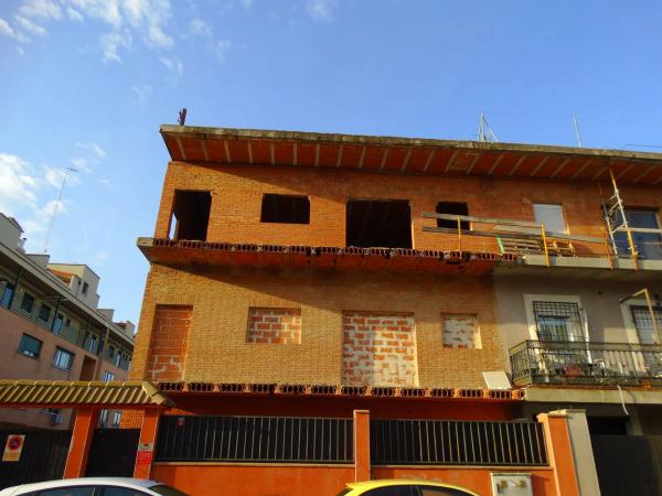 Terreno en calle de Antonio Gaudí