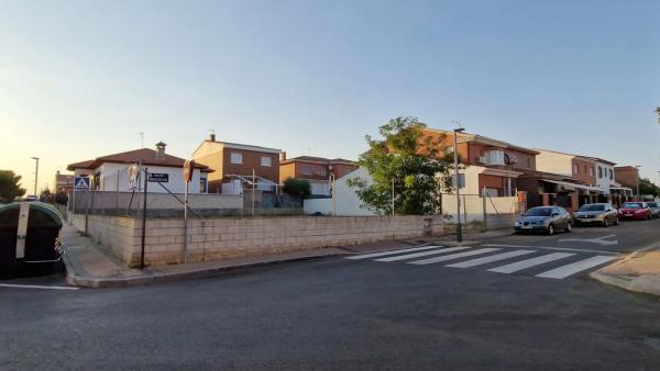 Terreno en calle Garcilaso de la Vega, 1