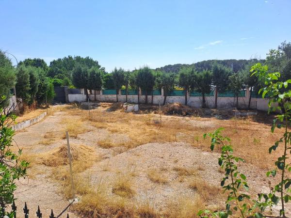 Terreno en Cra. Camarma, 25