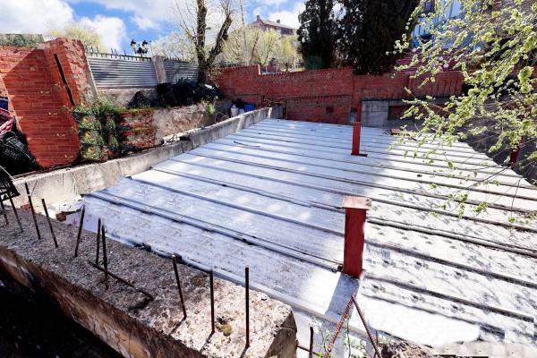 Terreno en calle de Antonio Gaudí, 8
