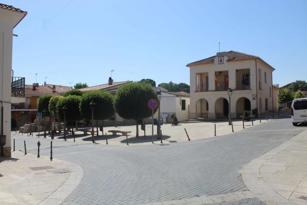 Terreno en sitio tras de las torres
