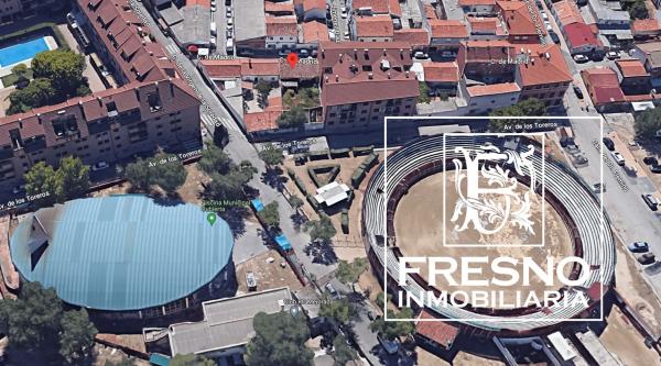 Terreno en calle Madrid