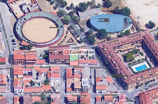 Terreno en calle de Madrid, 6