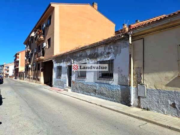 Terreno en calle de Madrid, 6