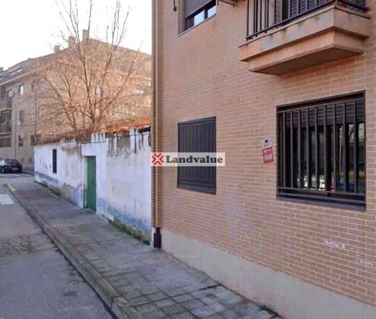 Terreno en calle de Madrid, 6