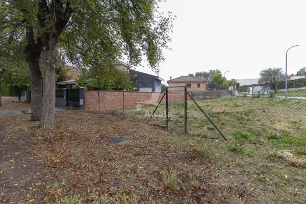 Terreno en Torres de la Alameda