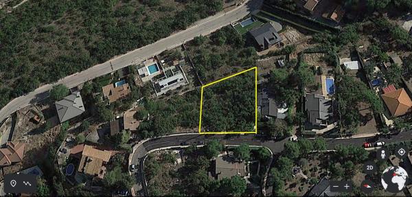 Terreno en calle Acacia, 14