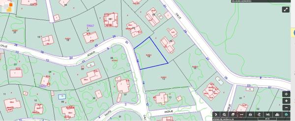 Terreno en calle Acacia, 16