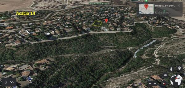 Terreno en calle Acacia, 16