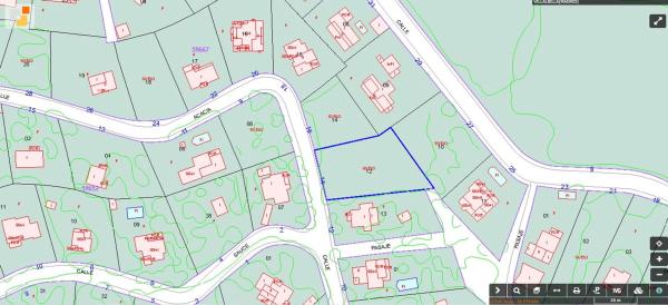 Terreno en calle Acacia, 14