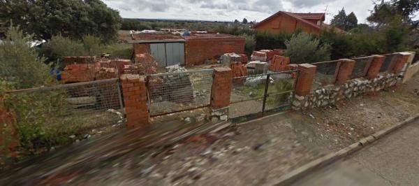 Terreno en calle del Cerezo, 13