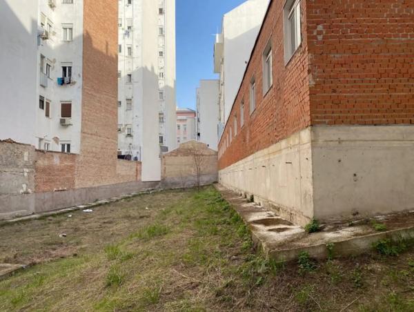 Terreno en calle de la Povedilla