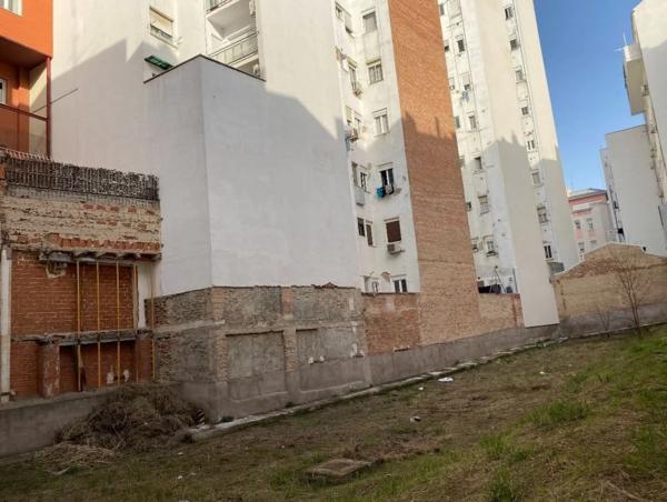 Terreno en calle de la Povedilla