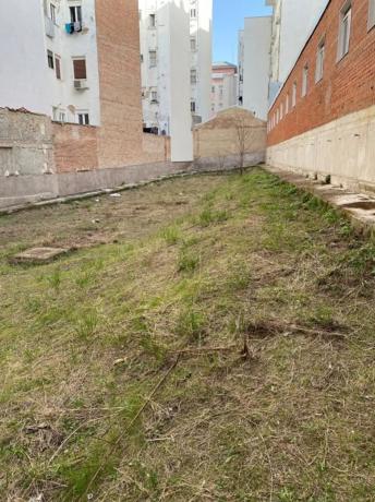 Terreno en calle de la Povedilla