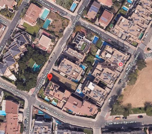 Terreno en calle Sandalia Navas