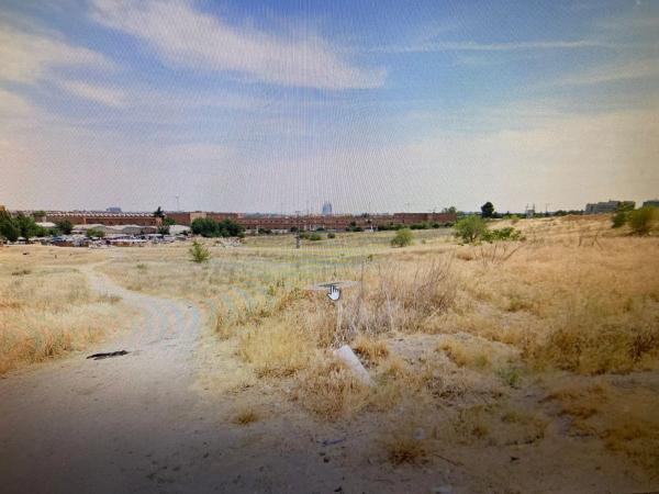Terreno en calle de Manuel Villarta
