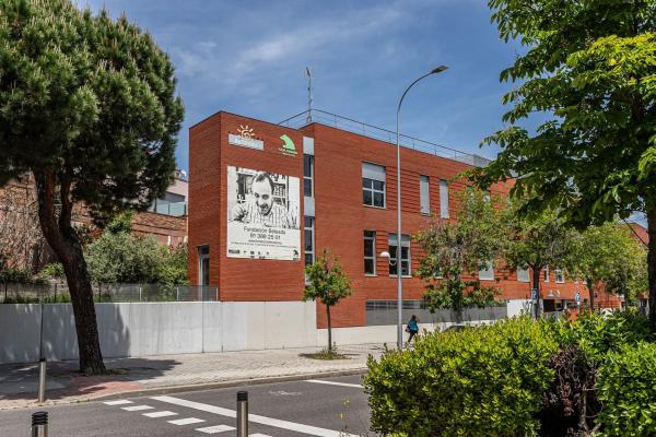 Terreno en calle de Pegaso