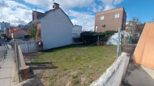 Terreno en Barrio Canillas