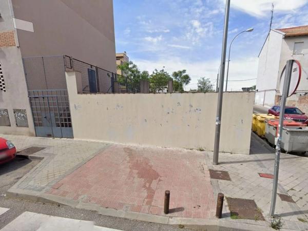 Terreno en calle de Daniel Segovia, 43