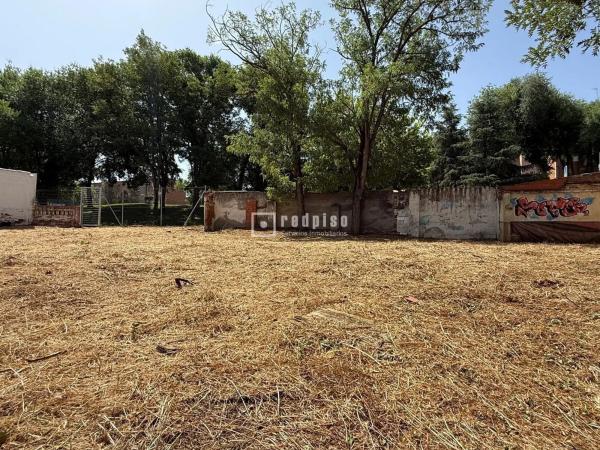 Terreno en calle de Emerenciana Zurilla