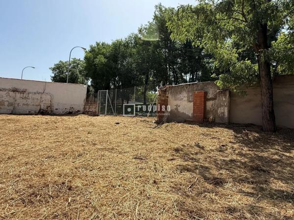 Terreno en calle de Emerenciana Zurilla