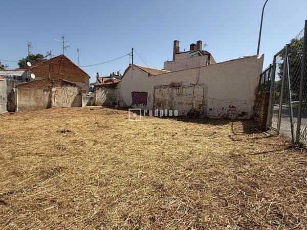 Terreno en calle de Emerenciana Zurilla