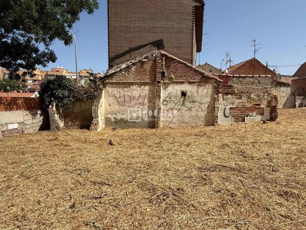 Terreno en calle de Emerenciana Zurilla