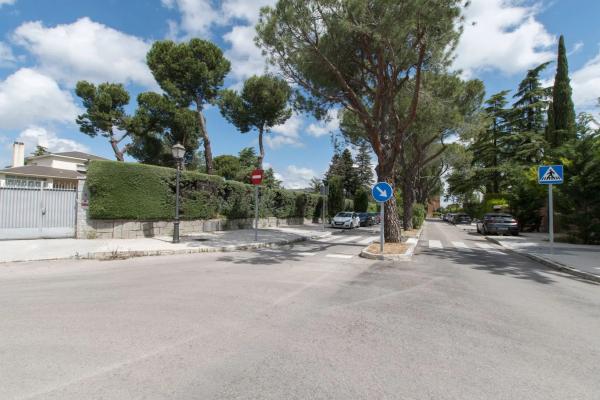 Terreno en calle Gobelas