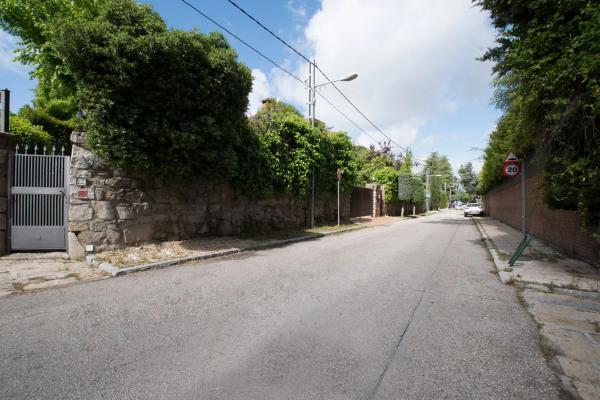 Terreno en calle Gobelas