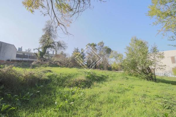 Terreno en avenida de Miraflores