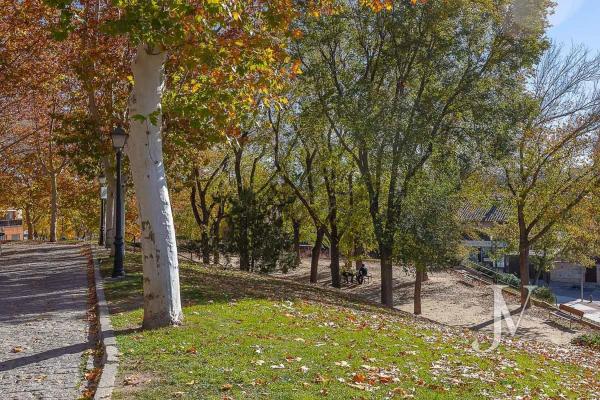 Terreno en Barrio Valdemarín