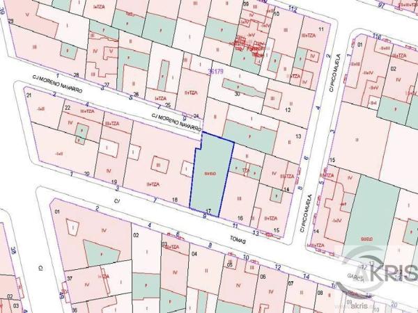 Terreno en calle de Tomás García