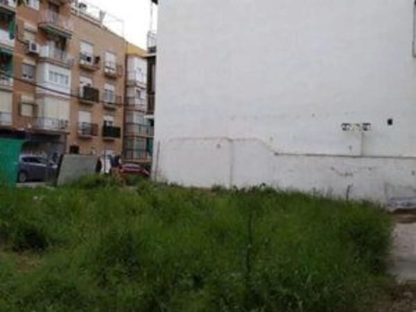 Terreno en calle de Mejorana, 16