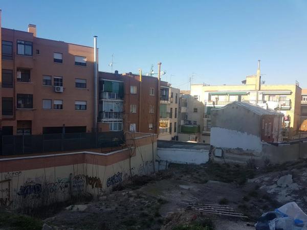 Terreno en calle Amadeo I, 8