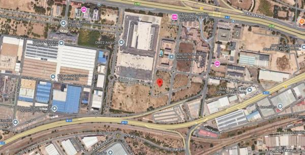 Terreno en calle de Carmen Laforet