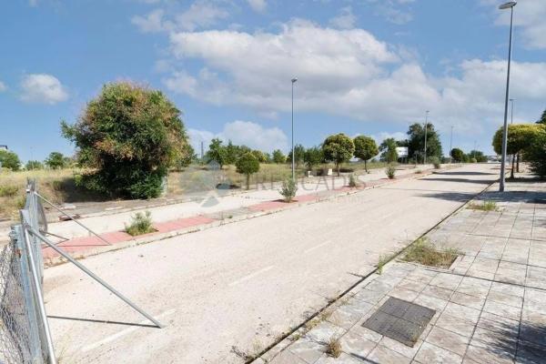 Terreno en calle de Carmen Laforet